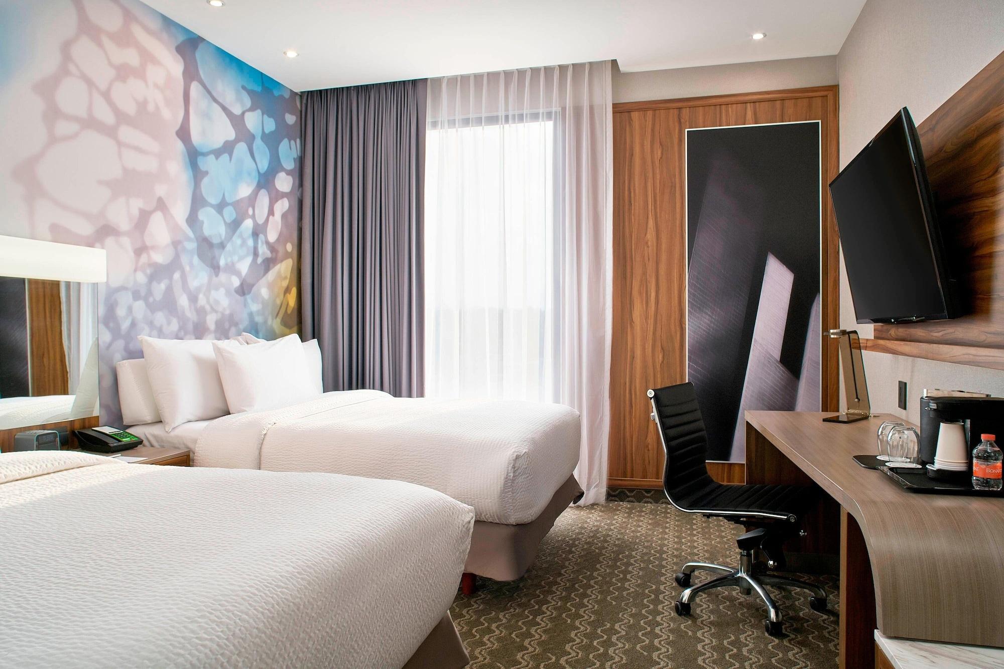 Courtyard By Marriott Mexico City Toreo Εξωτερικό φωτογραφία